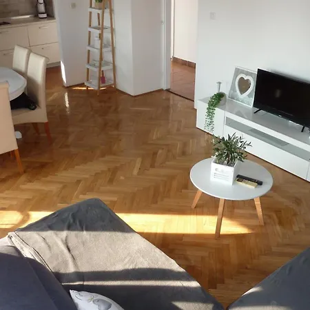 Laguna Апартаменти